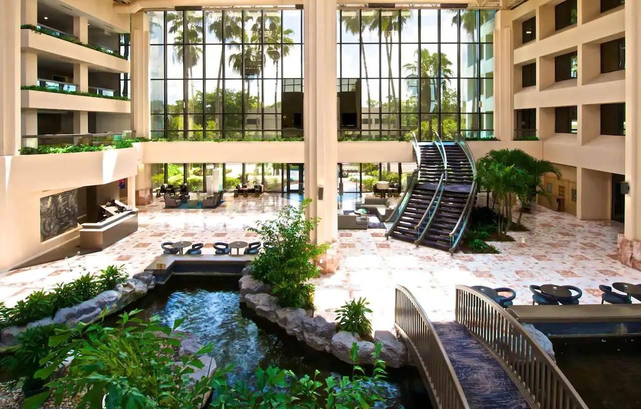 Embassy Suites By Hilton Palm Beach Gardens Pga Boulevard Exteriör bild