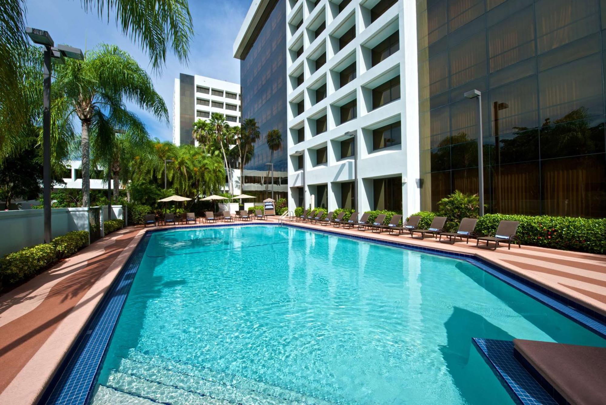 Embassy Suites By Hilton Palm Beach Gardens Pga Boulevard Exteriör bild